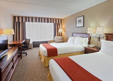 Holiday Inn Express Seaford-Route 13 מראה חיצוני תמונה