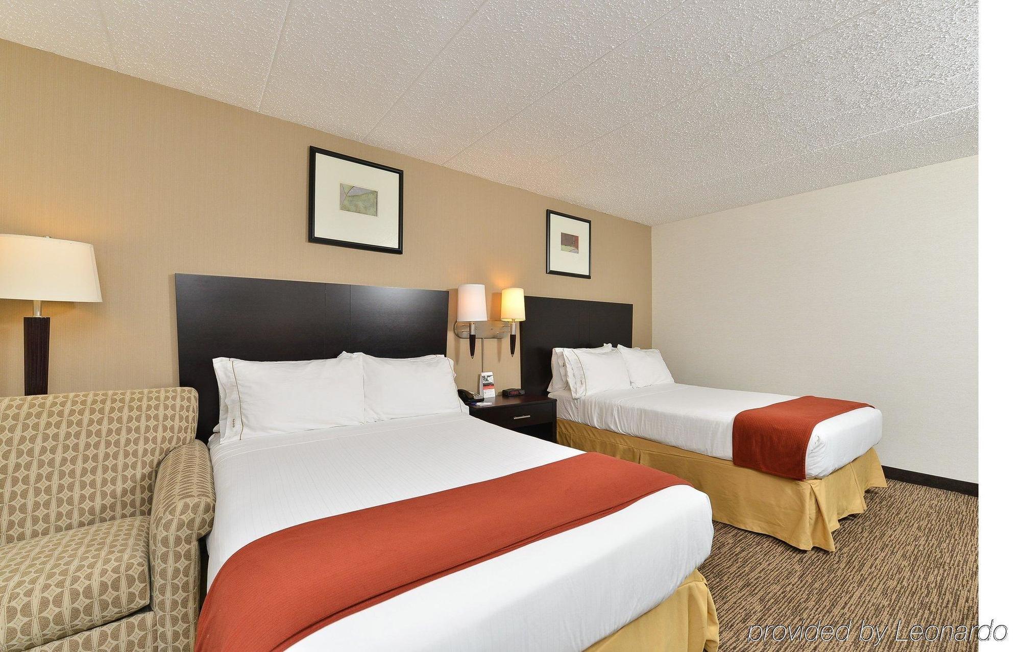 Holiday Inn Express Seaford-Route 13 מראה חיצוני תמונה